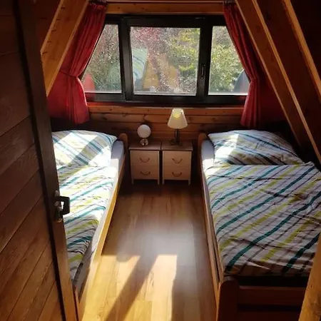 Nurdachhaus Mit Kaminofen Und Großem Grundstück Сasa de vacaciones *