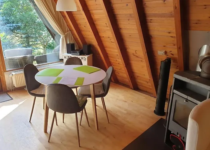 Nurdachhaus Auf Grossem Grundstueck * Faßberg